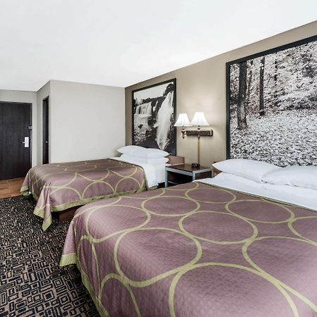 Super 8 By Wyndham Warrensburg Motel Eksteriør bilde